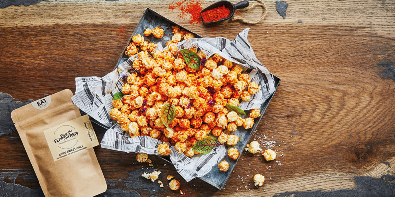 Pikantes Popcorn mit Long Sweet Chili Pulver