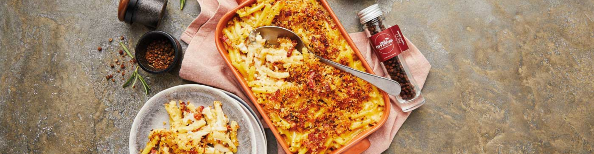 Mac & Cheese leckere Portion Makkaroni mit Käse